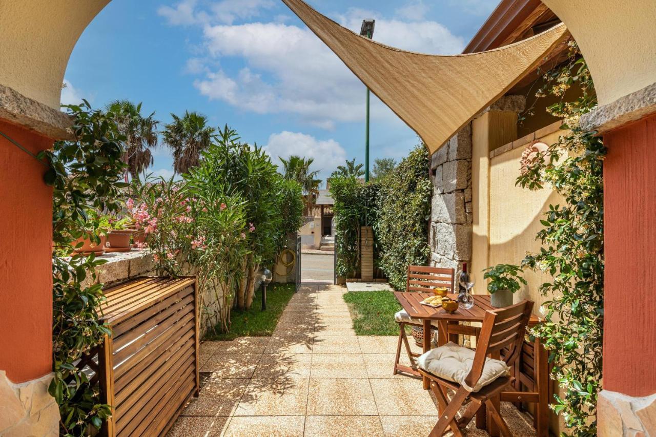 Casa Vacanze Raggio Di Luna Villasimius Exterior foto